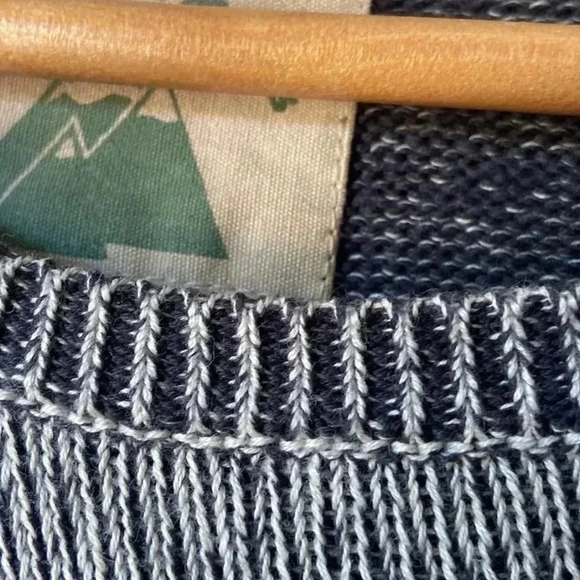 O’Hanlon Mills crew neck Sweater size M - Picture 5 of 5